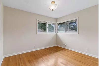 90 County Road F W, Vadnais Heights, MN 55127 - Photo 17