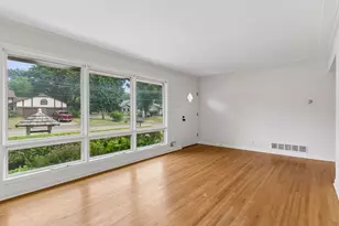90 County Road F W, Vadnais Heights, MN 55127 - Photo 7