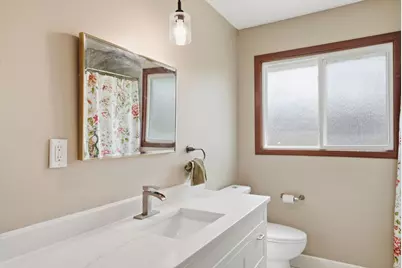 8212 Vincent Avenue N, Brooklyn Park, MN 55444 - Photo 15