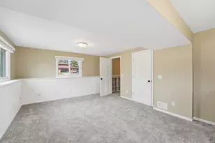 8212 Vincent Ave N, Brooklyn Park, MN 55444 - Photo 25