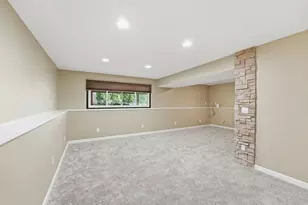 8212 Vincent Ave N, Brooklyn Park, MN 55444 - Photo 19