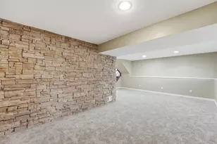 8212 Vincent Ave N, Brooklyn Park, MN 55444 - Photo 21