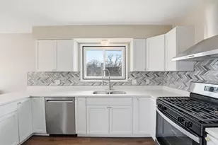 8212 Vincent Ave N, Brooklyn Park, MN 55444 - Photo 13