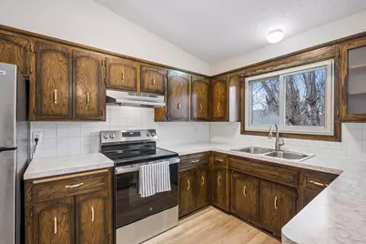 6061 Hillsboro Avenue N, New Hope, MN 55428 - Photo 13