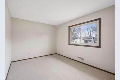 6061 Hillsboro Avenue N, New Hope, MN 55428 - Photo 19