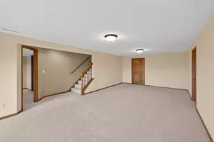 2272 Coral Ct NE, Rochester, MN 55906 - Photo 29
