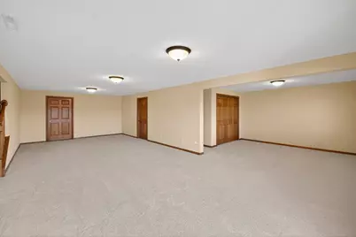 2272 Coral Court NE, Rochester, MN 55906 - Photo 31