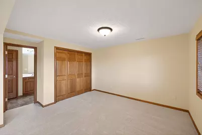 2272 Coral Court NE, Rochester, MN 55906 - Photo 35