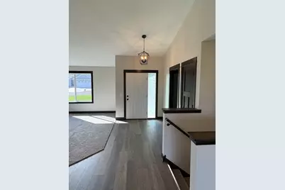 320 Stoneridge Lane NE, Owatonna, MN 55060 - Photo 7