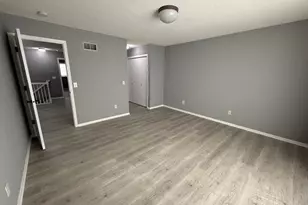 9113 Medley Cir, Golden Valley, MN 55427 - Photo 29