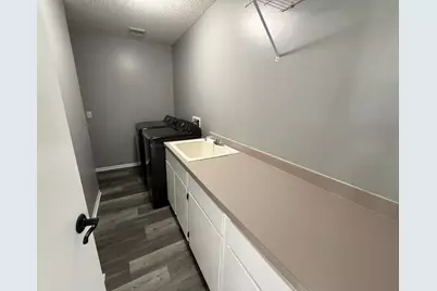 9113 Medley Circle, Golden Valley, MN 55427 - Photo 37