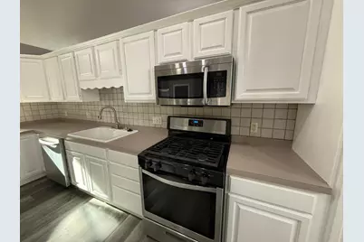 9113 Medley Circle, Golden Valley, MN 55427 - Photo 7