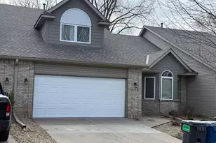 9113 Medley Cir, Golden Valley, MN 55427 - Photo 3