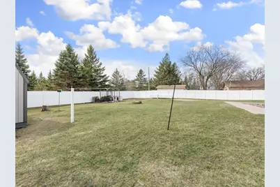 1429 Rice Lake Street, Owatonna, MN 55060 - Photo 9