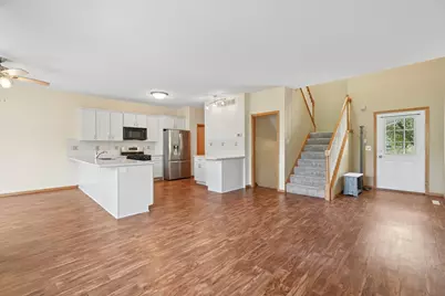 7503 5th Street N, Oakdale, MN 55128 - Photo 5