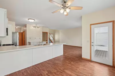 7503 5th Street N, Oakdale, MN 55128 - Photo 9