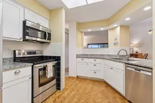 2275 Youngman Ave, Saint Paul, MN 55116 - Photo 7