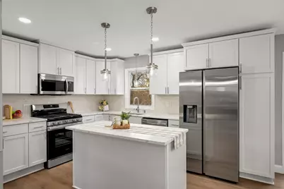 11004 Oak Knoll Terrace N, Hopkins, MN 55305 - Photo 7