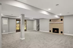 11004 Oak Knoll Terrace N, Hopkins, MN 55305 - Photo 17