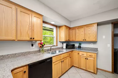 7000 Hill Place N, Crystal, MN 55427 - Photo 7