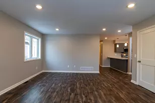 1106 Hawthorne Ave E, Saint Paul, MN 55106 - Photo 17