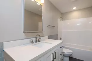 1106 Hawthorne Ave E, Saint Paul, MN 55106 - Photo 15