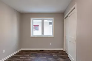 1106 Hawthorne Ave E, Saint Paul, MN 55106 - Photo 11