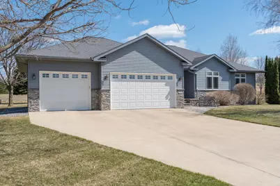 125 Kenna Drive, Le Sueur, MN 56058 - Photo 1