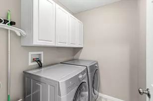 10682 Ironwood Pkwy, Woodbury, MN 55129 - Photo 19