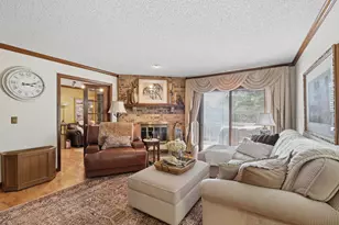 4305 Oakmede Ln, White Bear Lake, MN 55110 - Photo 13