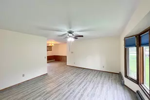 605 N 13th St, Mountain Lake, MN 56159 - Photo 7