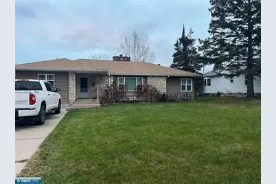 27 S 5th Street W, Aurora, MN 55705 - Photo 1