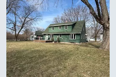 111 Beachwood Lane, Redwood Falls, MN 56283 - Photo 3