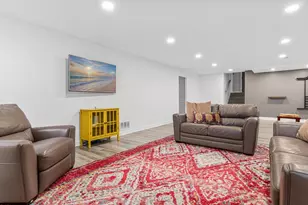 6901 Hillcrest Ln, Edina, MN 55435 - Photo 27