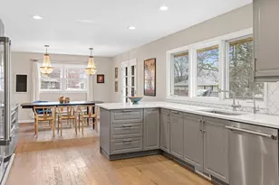 6901 Hillcrest Ln, Edina, MN 55435 - Photo 11