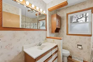 706 Summit St, Osceola, WI 54020 - Photo 17