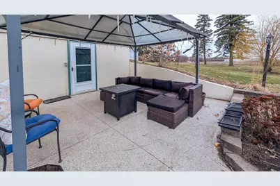 108 Center Street, Freeborn, MN 56032 - Photo 17