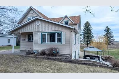 108 Center Street, Freeborn, MN 56032 - Photo 3