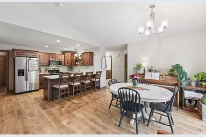 1352 Juniper Place, Eau Claire, WI 54703 - Photo 9