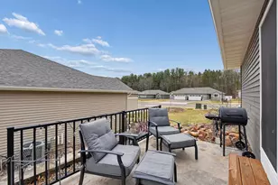 1352 Juniper Pl, Eau Claire, WI 54703 - Photo 23