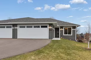 1352 Juniper Pl, Eau Claire, WI 54703 - Photo 1