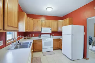 1602 4th Ave NW, Austin, MN 55912 - Photo 13