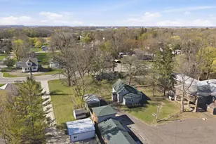 807 E Lake St, Osakis, MN 56360 - Photo 15