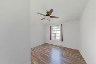 12516 Garland Ave, Apple Valley, MN 55124 - Photo 13