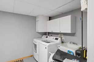 1528 Shorehaven Ct, Menomonie, WI 54751 - Photo 17