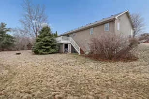 1528 Shorehaven Ct, Menomonie, WI 54751 - Photo 21