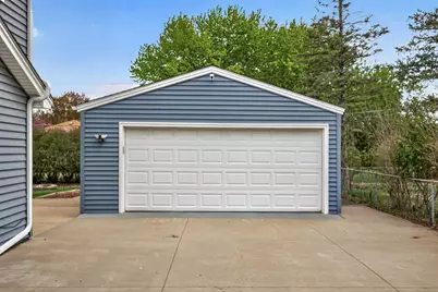 8104 Harkness Road S, Cottage Grove, MN 55016 - Photo 43