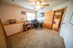 1154 Peregrine Dr S E, Rochester, MN 55904 - Photo 37