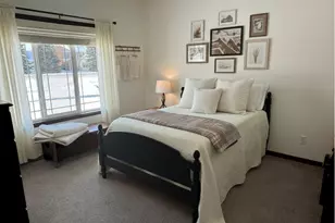 801 Golden Way NW, Isanti, MN 55040 - Photo 5