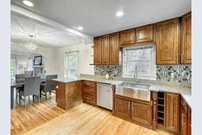 1651 Washburn Avenue N, Minneapolis, MN 55411 - Photo 9